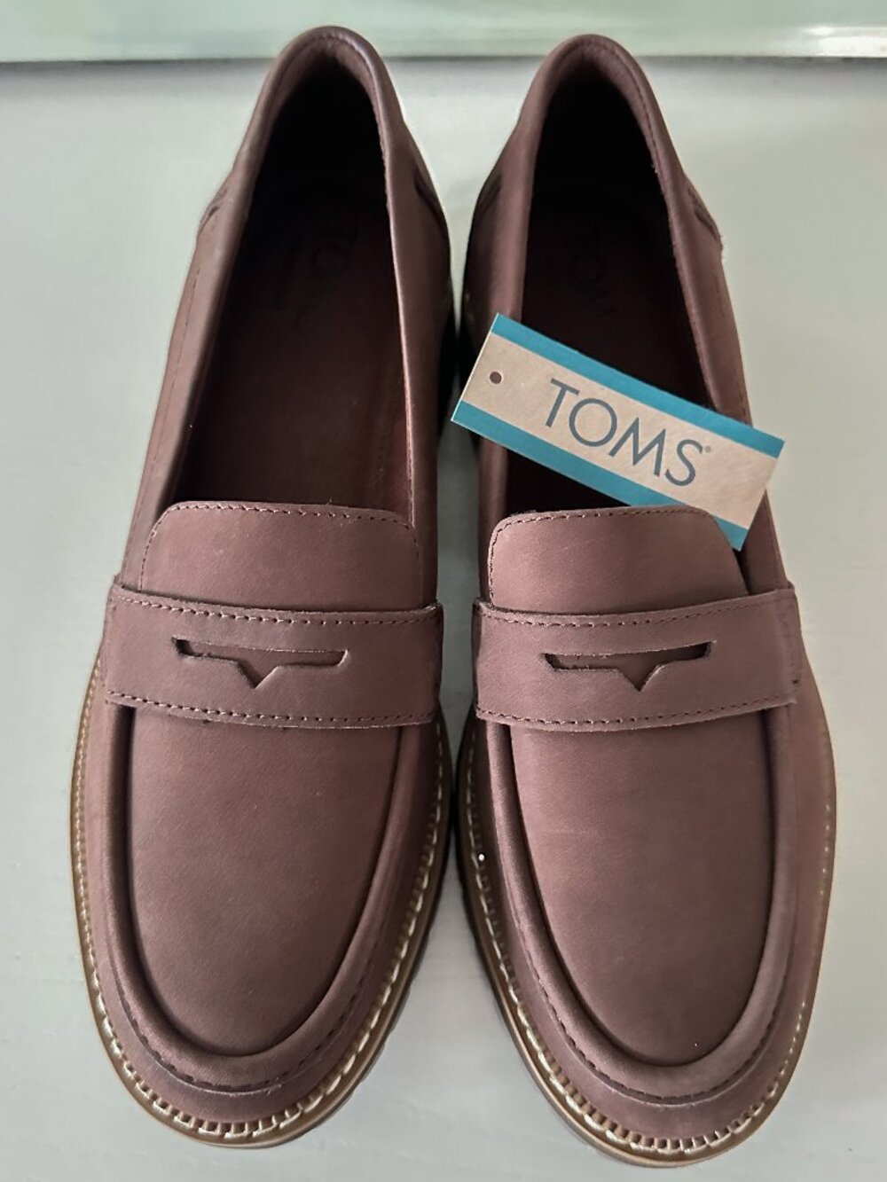 NWT Toms Women's Cara Oak Brown Leather Loafer - Size 8.5